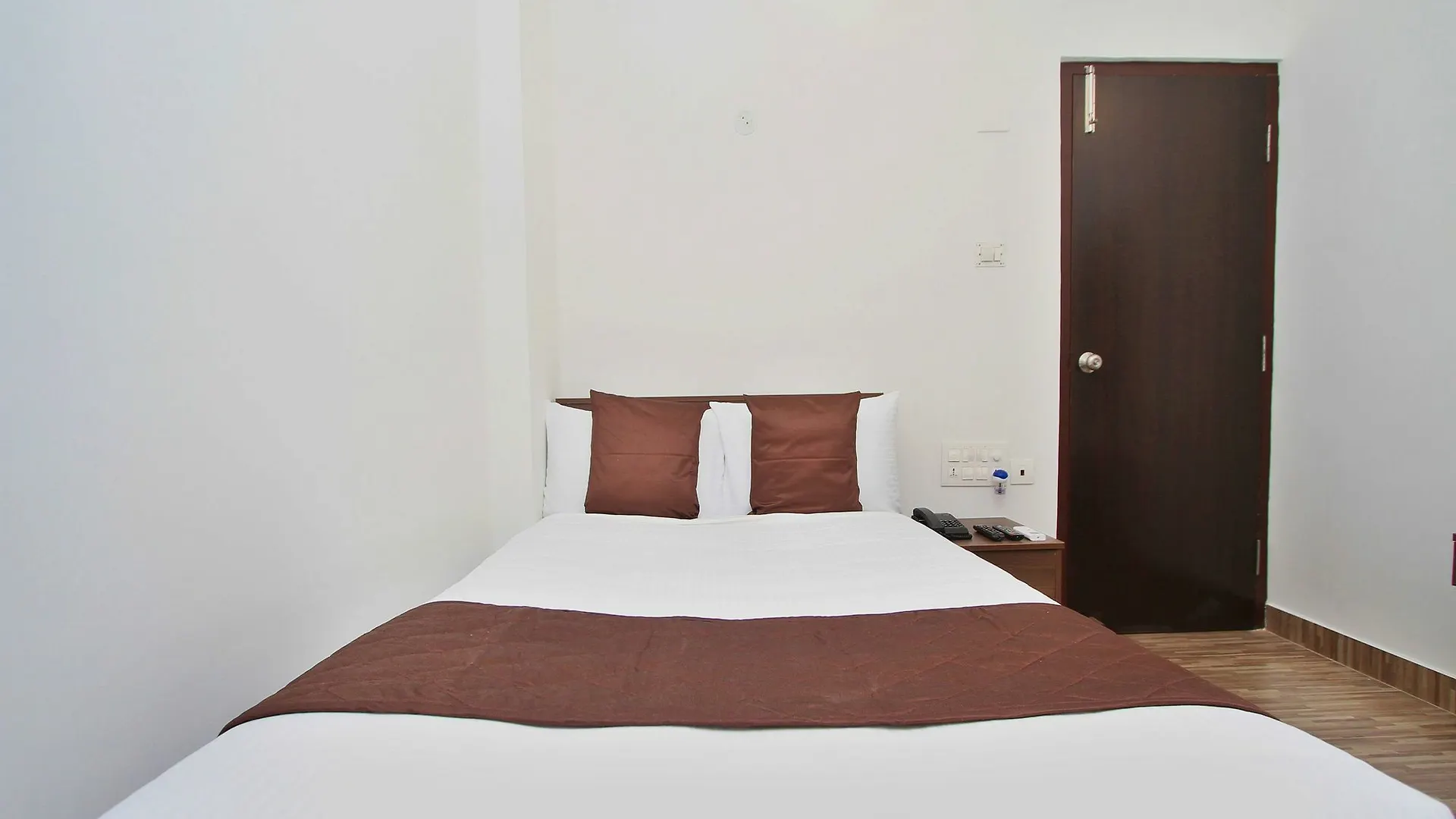 Oyo 10464 Hotel Serenity Mysore