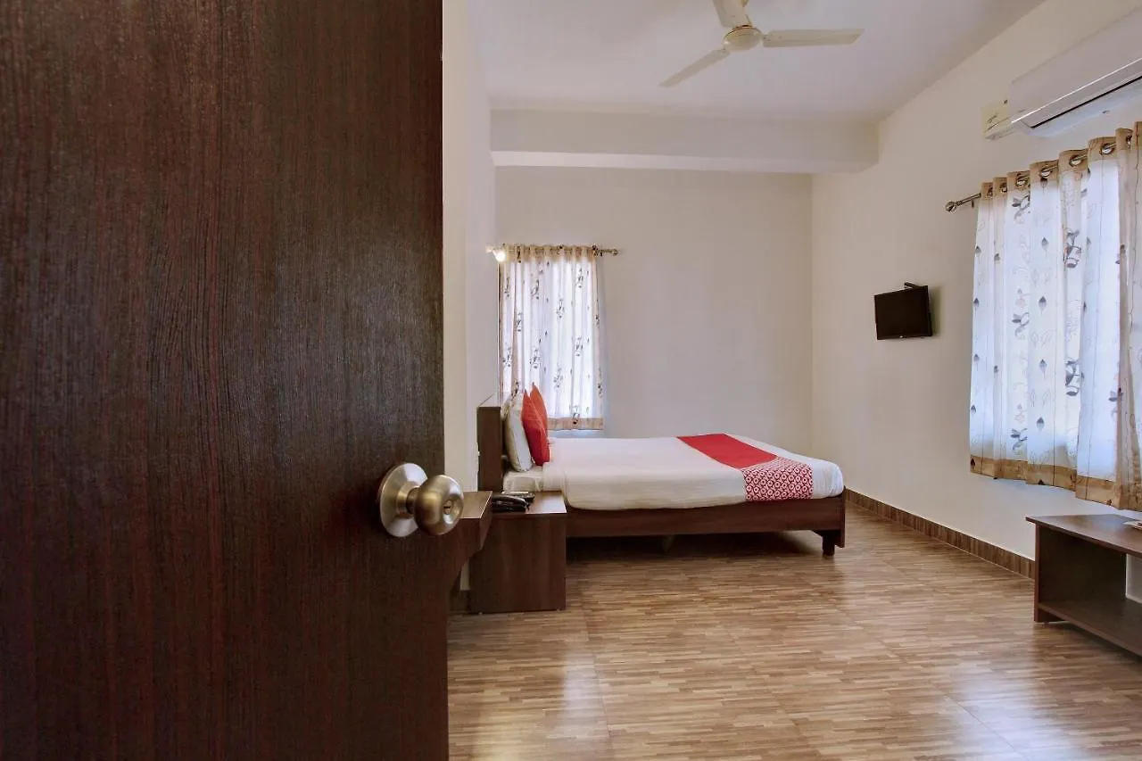 Oyo 10464 Hotel Serenity Mysore